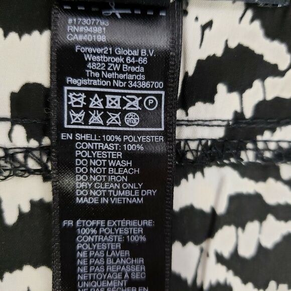 Forever 21 XXI Skirt Size Large Juniors Wrap Pleated Front Black Ivory Polyester - Picture 10 of 10